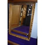 A gilt framed wall mirror, approx 67 x 97cm