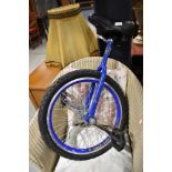 A power circle Unicycle