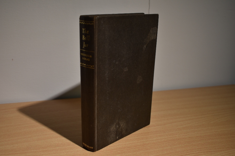 Scarce First Edition. Lucas, Victoria [Plath, Sylvia] – The Bell Jar. London: William Heinemann Ltd. - Image 4 of 7