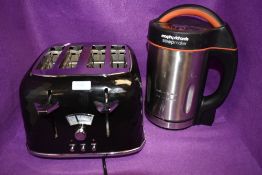 A Delonghi toaster and a Morphy Richards soup maker.