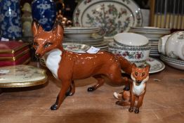 Two Beswick studies, Foxes, standing 1016A and seated 1748