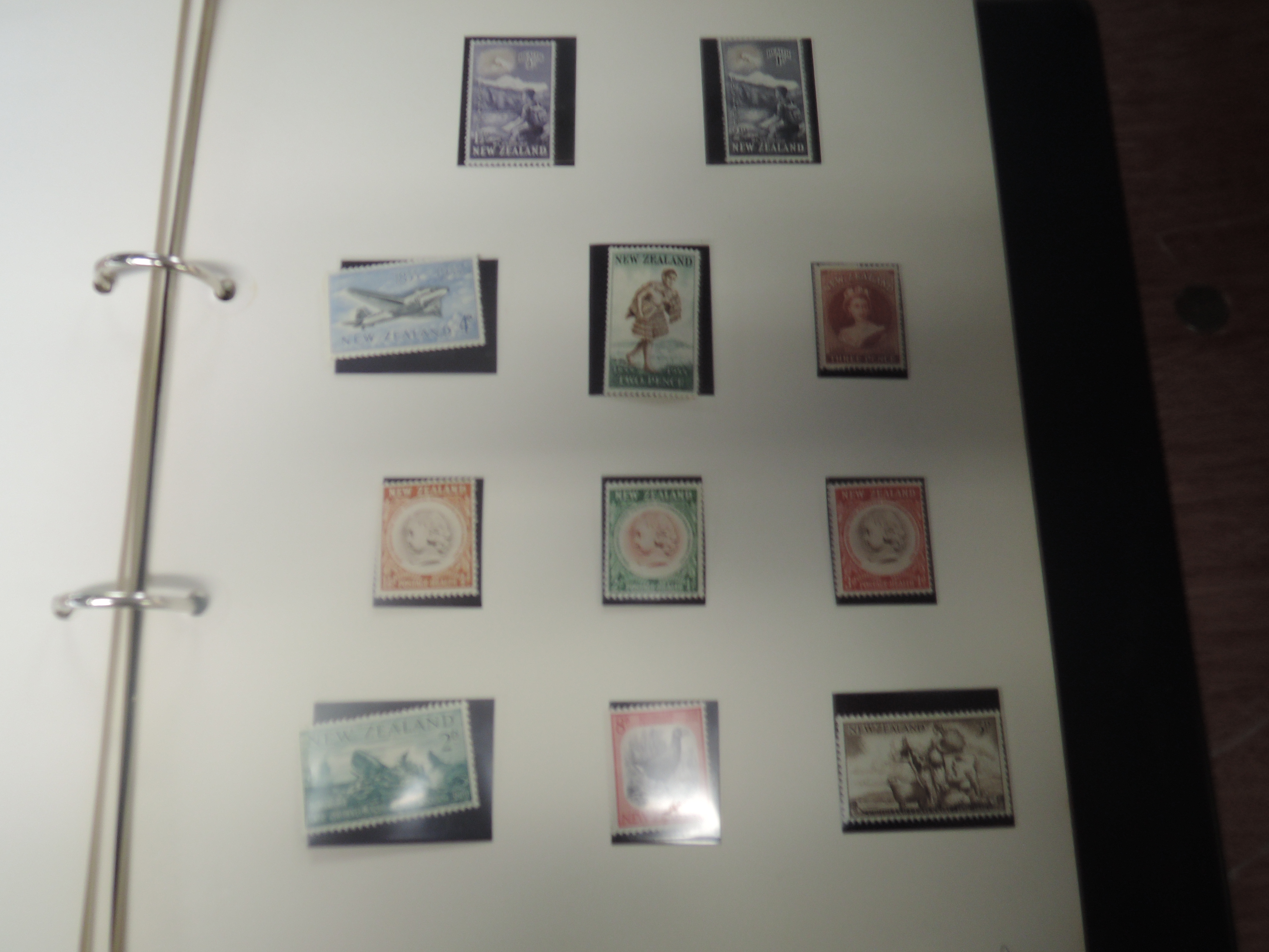 An Album of Mint New Zealand Stamps, early 1900's to late 1960's including 1935 Airmail Set, 1936 - Image 13 of 26