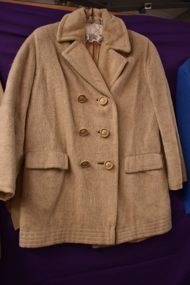 Five ladies vintage coats and jackets including 1970s suede belted coat in taupe. - Image 5 of 6