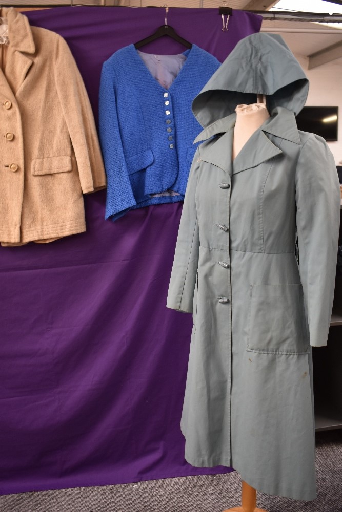 Five ladies vintage coats and jackets including 1970s suede belted coat in taupe. - Image 6 of 6