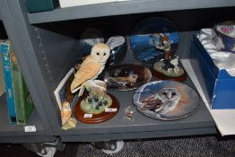 A selection of owl related items including display plates and Russell Willis barn owl figure