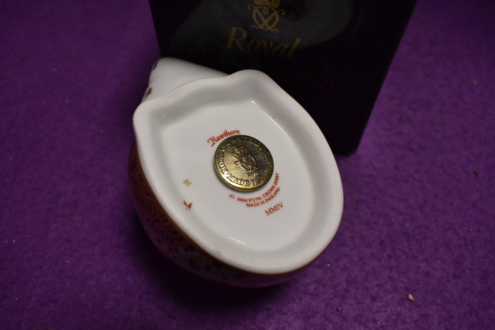 A Royal Crown Derby Paperweight Hawthorn Hedgehog, boxed with Gold Stopper - Image 2 of 2