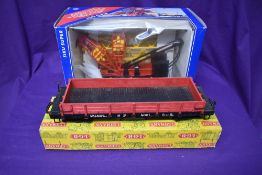 A Siku G scale Crawler Crane, boxed 4312 and a LGB Lehmann Gross Bahn Low Sided Gondola Car, boxed