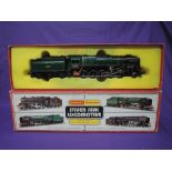 A Hornby 00 gauge 2-10-0 BR Loco & Tender, Evening Star 92220, boxed R861