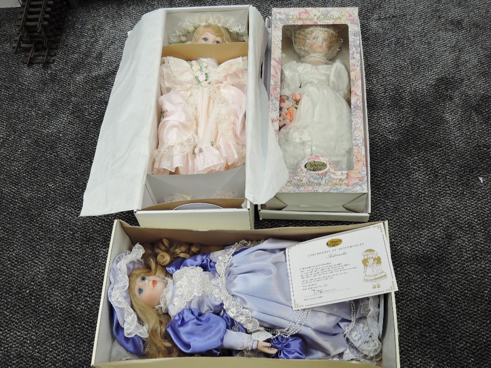 Three modern collectors dolls, Cotswold Mint Antoinette, Cotswold Mint Special Edition and House