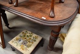 A Victorian mahogany extending dining table , nice quality piece in need of restoration