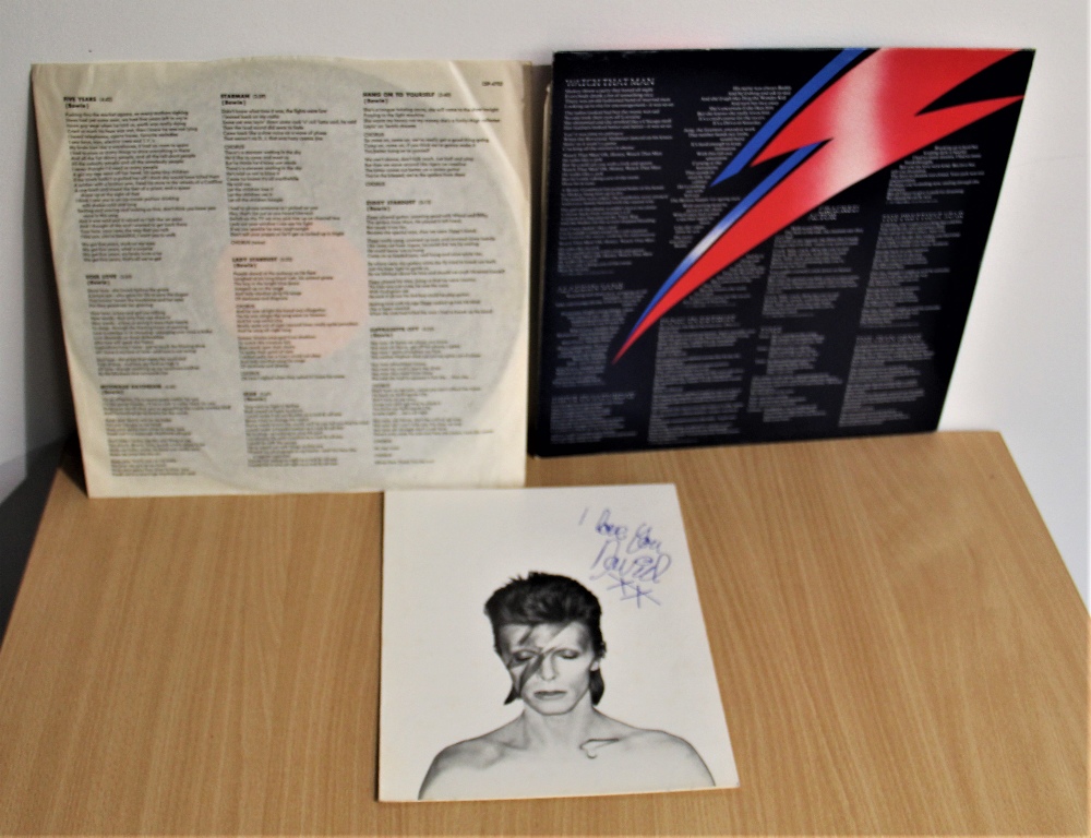 A lot of Seven David Bowie albums with relevant inners - all in good playing condition - Image 3 of 4