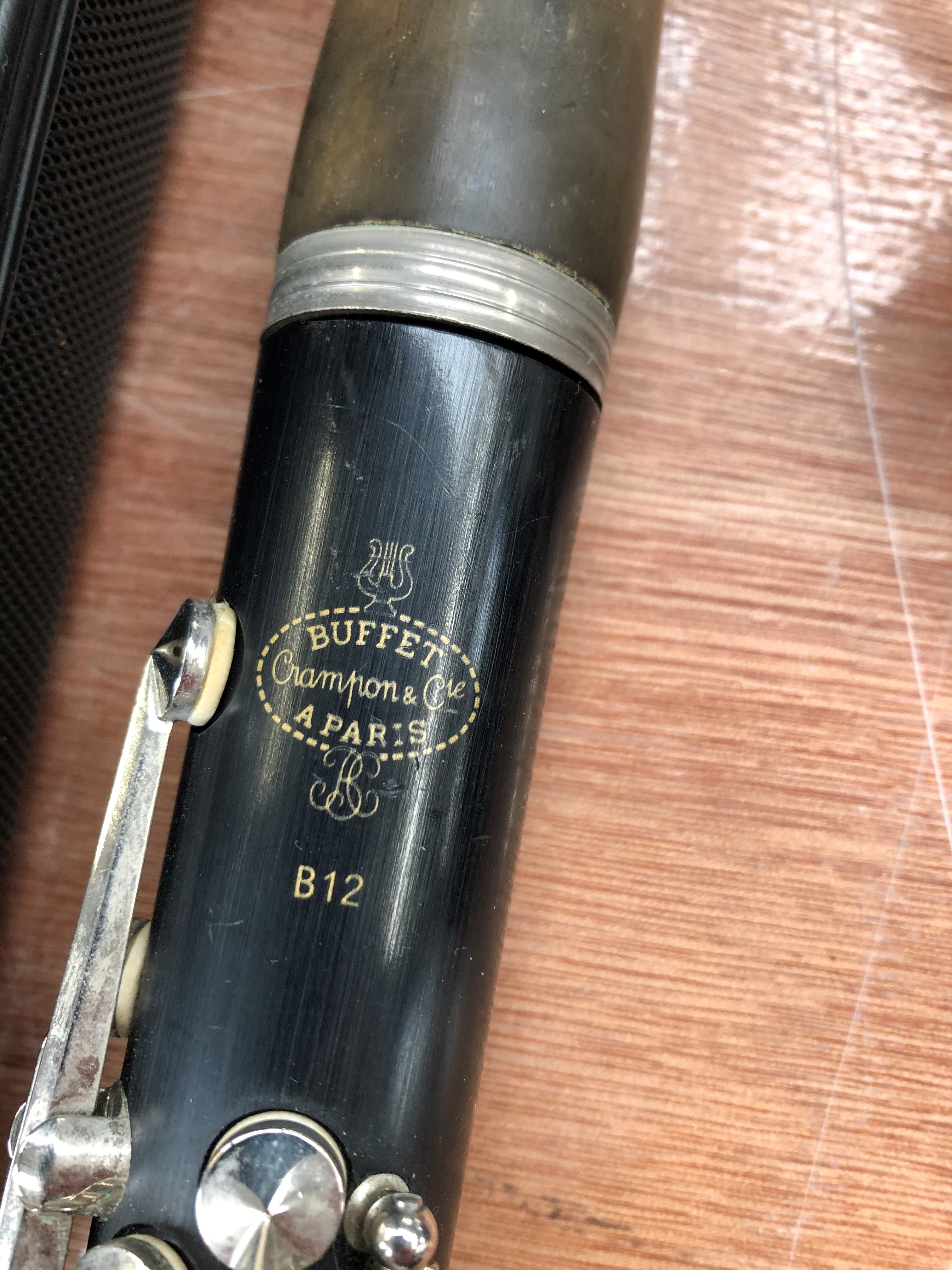 A Buffet Crampon Paris clarinet, impressed serial number 814420, no case - Image 2 of 3