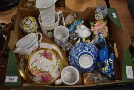 A box of mixed general items, including tea cup trio, Kaiser vase and more.