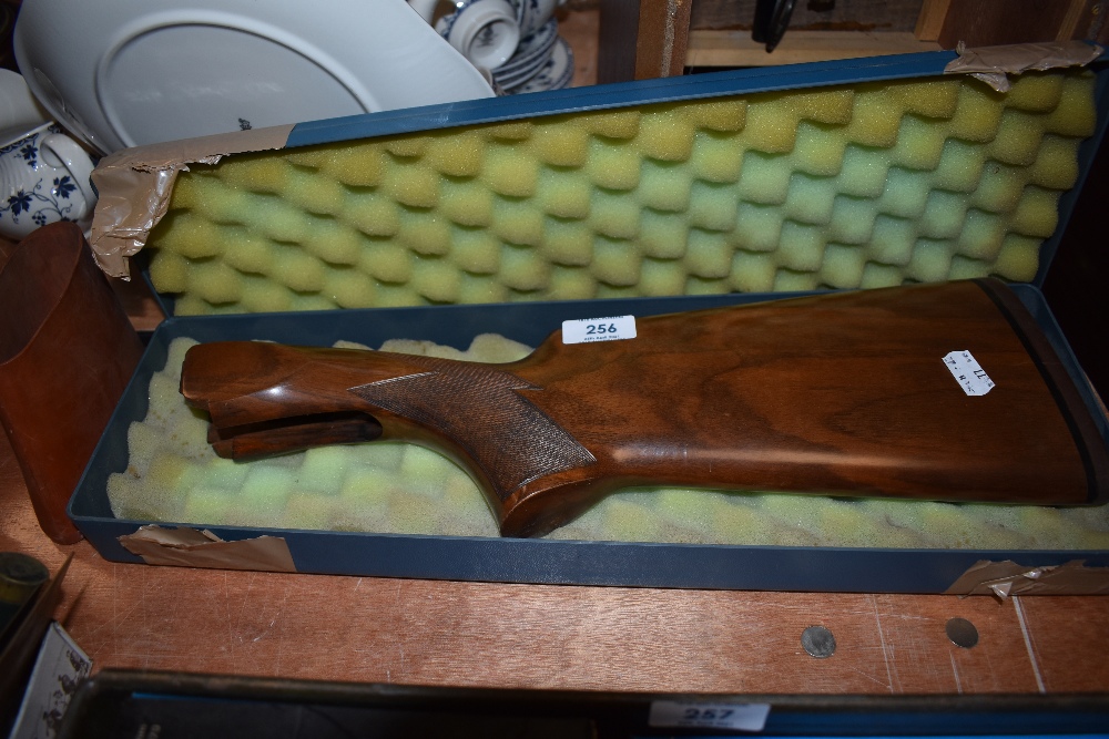 An as new bespoke Perazzi gun stock