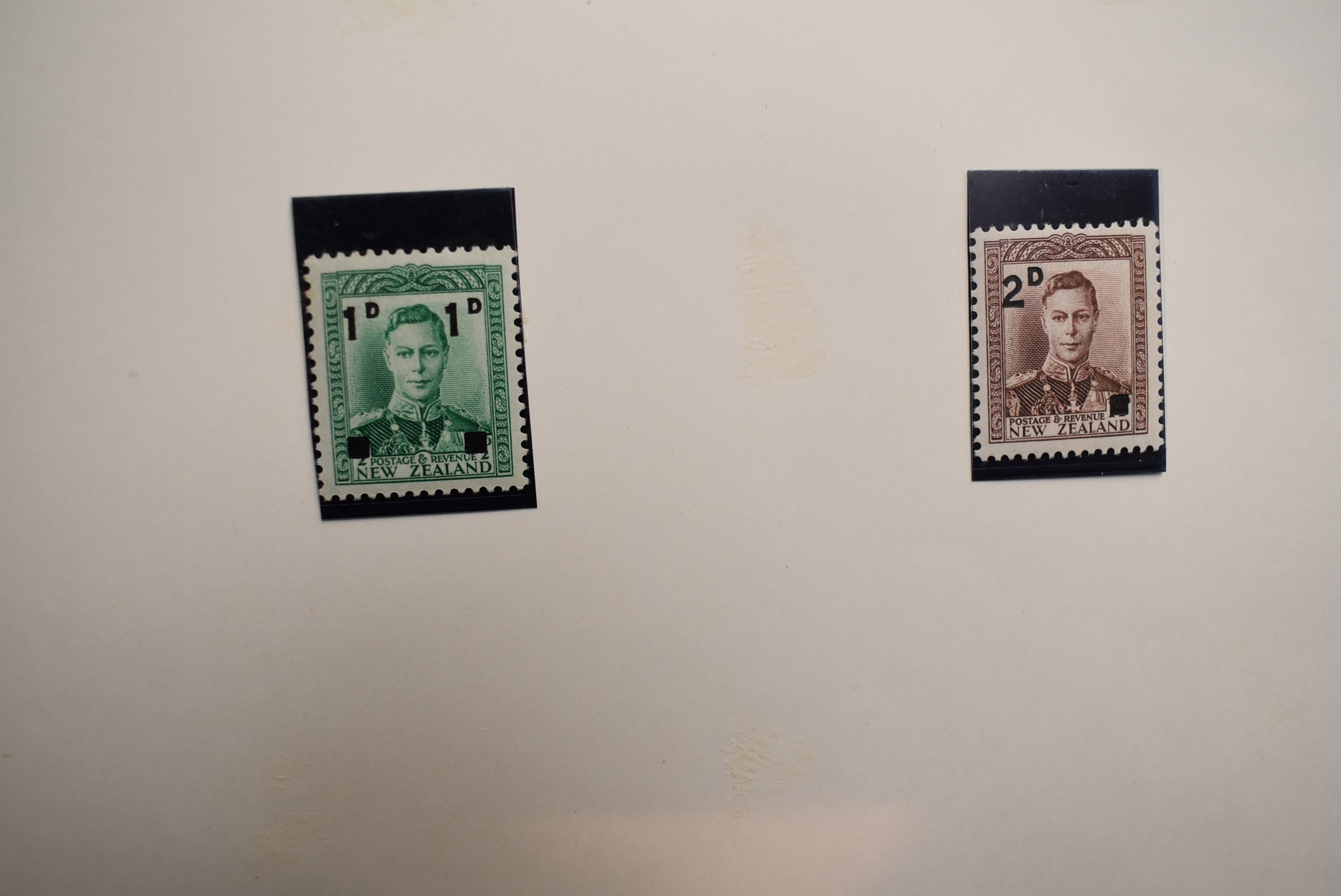 An album of Mint New Zealand Stamps, 1935-1960's including 1935 Silver Jubilee Set, 1938-44 George - Image 8 of 8