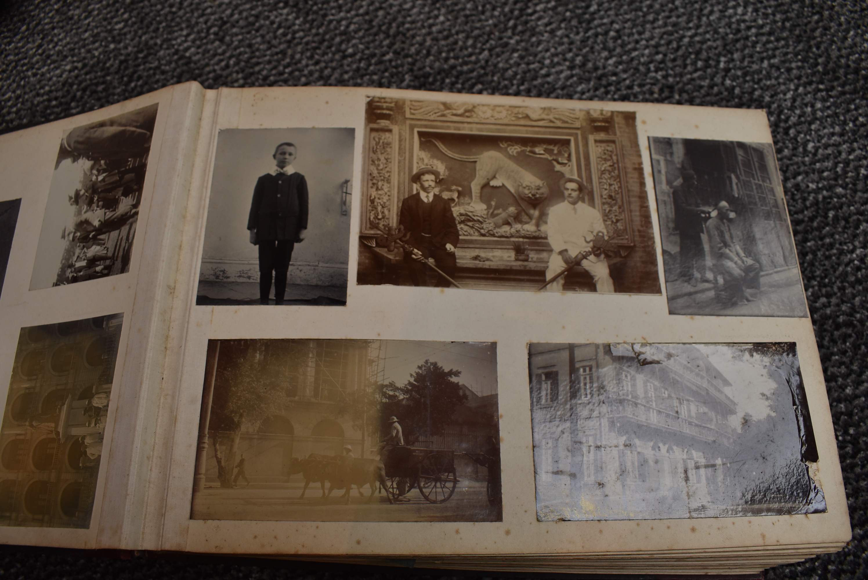 A large Chinese Postcard Album containing early Hong Kong & Chinese Postcards including street, - Image 4 of 32