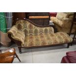 A Victorian mahogany chaise longue