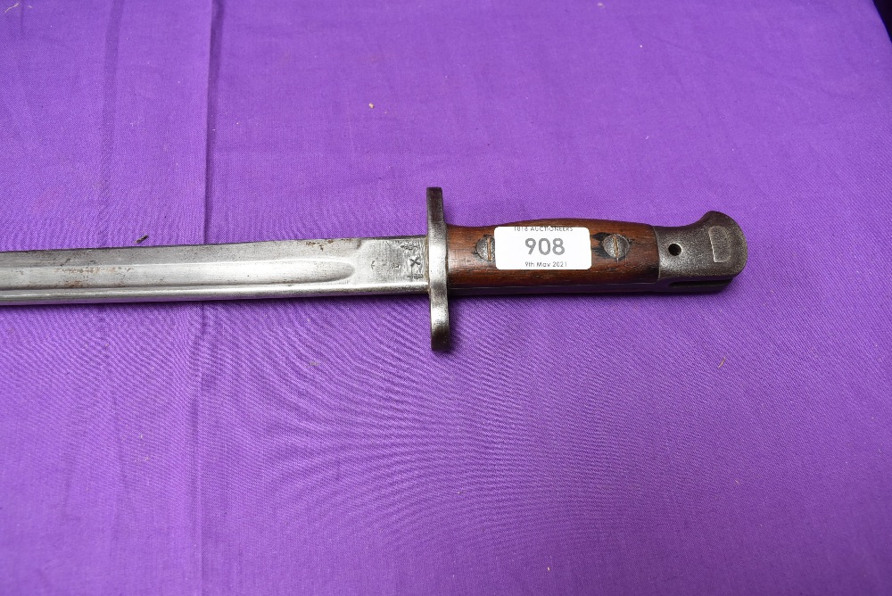 A British SMLE Bayonet pattern 1907, no hooked quillon, blade marked Crown GR 1907, 4.16, several - Image 2 of 9