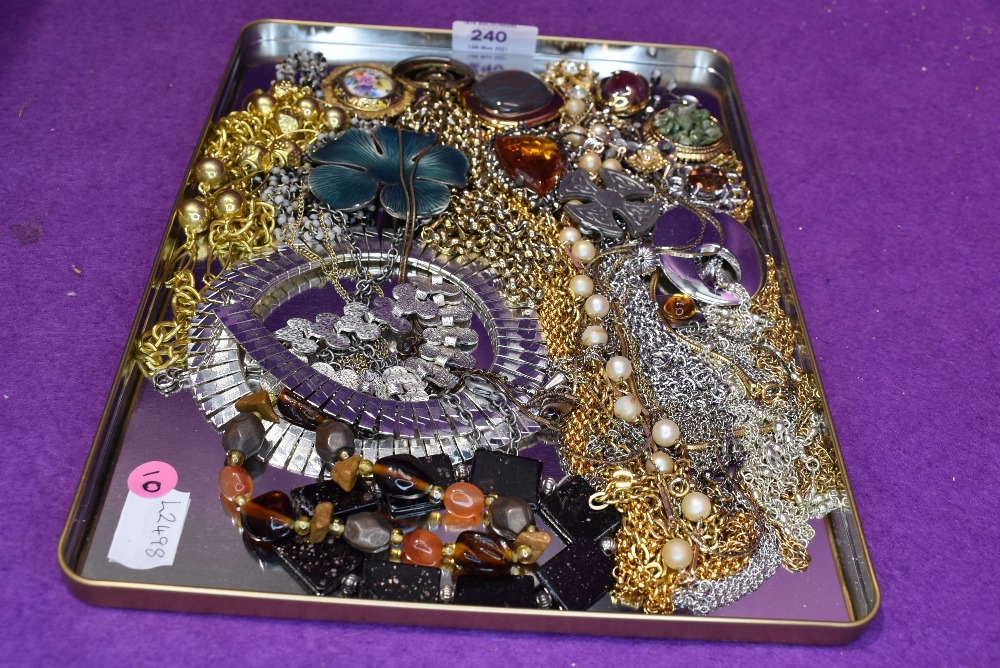 A selection of costume jewellery necklaces