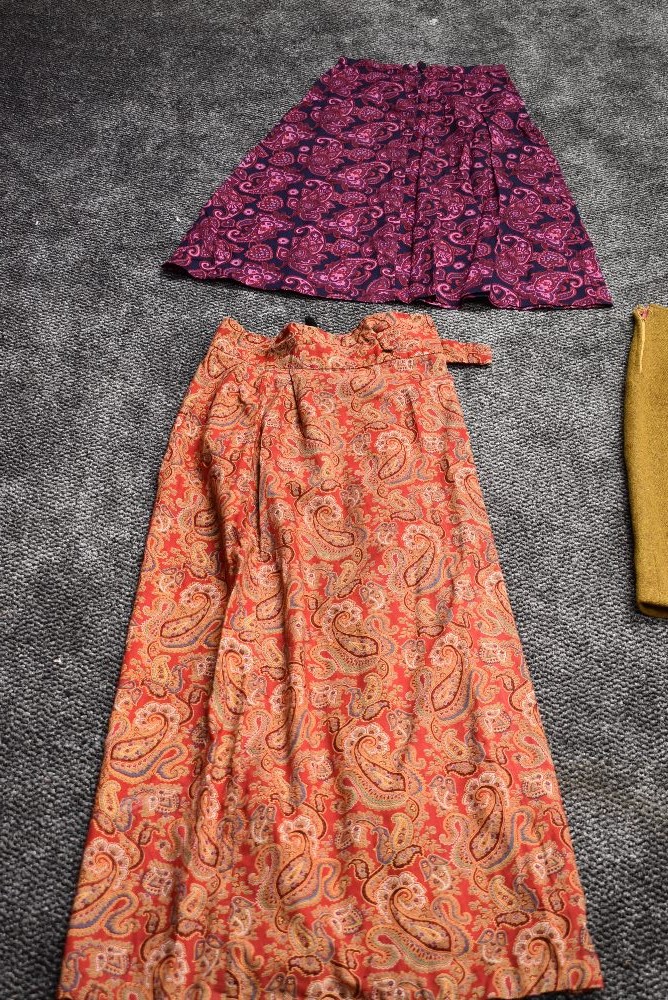 An assortment of colourful vintage skirts,predominantly 60s and 70s including wonderful patchwork - Image 3 of 3