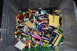 A large box of mixed vintage Lego, approx 10kg