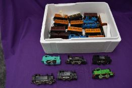 A box of Hornby and similar 00 gauge including Thomas The Tank Engine, Four Wheel Coaches0-4-0
