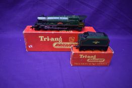 A Triang 00 gauge 4-6-2 Loco & Tender, Princess Elizabeth 46201, both items boxed R53 & R31
