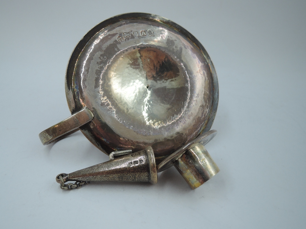 A Georgian silver chamber stick of small plain form having ring handle, detachable sconce and - Image 3 of 7