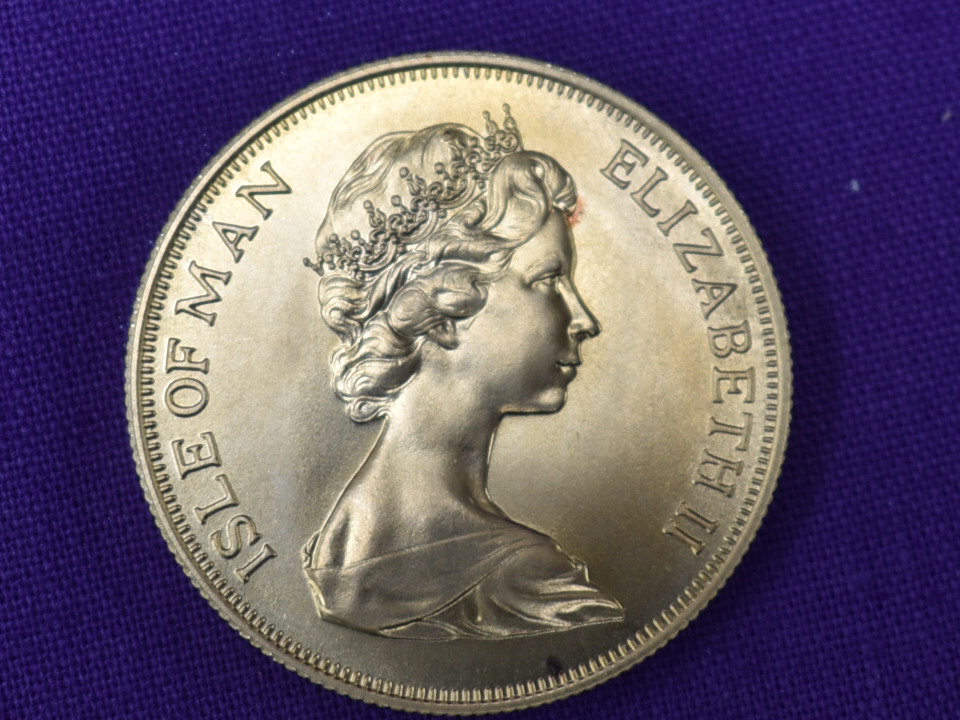 A 1973 Elizabeth II Isle of Man Gold Double Sovereign - Image 2 of 2