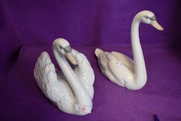 Two Lladro studies, Graceful Swan 5230 and Swan with Wings Spread 5231