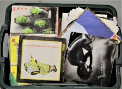 A large box of 200 7' singles, various genres and styles - viewing recommended