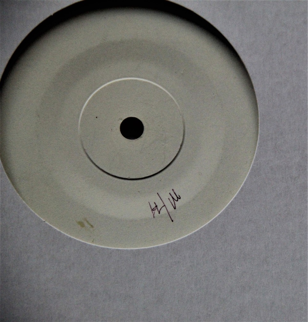 A lot of two Mary Hopkin one sided test pressings on Apple ' think about your children ' and 'kew - Image 2 of 3