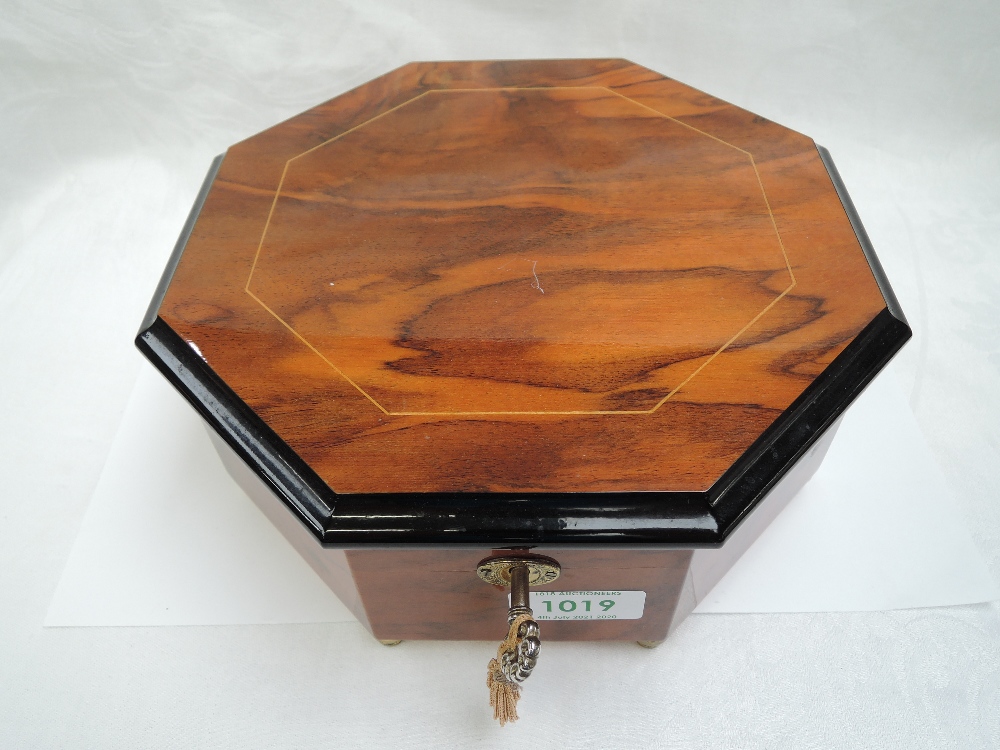 An Italian musical wooden jewellery box of octagonal form containing a small selection of costume - Image 2 of 2
