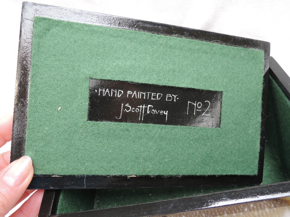 A lacquered box signed by J Scott Davey 1993, containing a small selection of vintage jewellery - Image 2 of 2