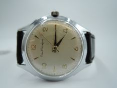 A gent's vintage Girard Perregaux wrist watch having manual wind mechanism, Arabic numeral and baton