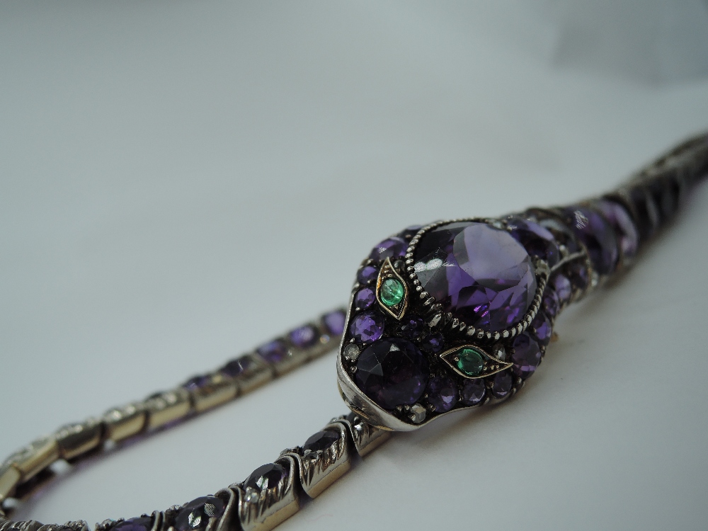 An early 20th Century Serpent collarette necklace having graduated amethyst set articulated links - Image 7 of 11