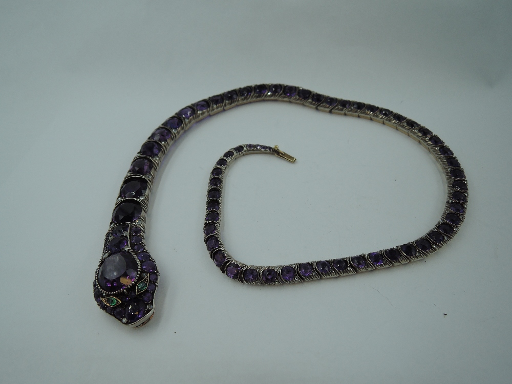 An early 20th Century Serpent collarette necklace having graduated amethyst set articulated links - Image 2 of 11