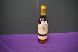 A half bottle of 1990 Chateau Yquem, Sauternes, Mis En Bouteille Au, Chateau, France 13% 375ml