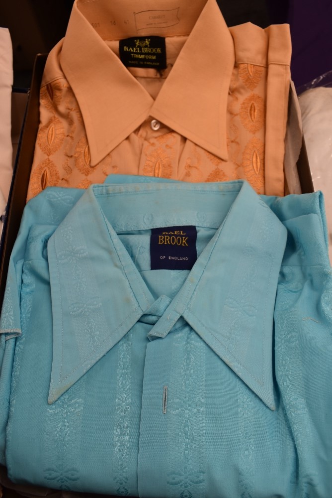 Twenty one gents vintage and retro shirts, a lot still in packaging, various styles and designs. - Image 6 of 10