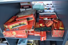 A shelf of Triang Railways 00 gauge including RA Train Set with 4-6-2 Princess Elizabeth loco &