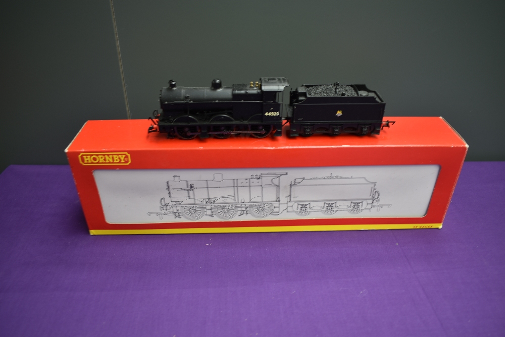 A Hornby 00 gauge 0-6-0 Loco & Tender, BR 44520, boxed R2276A