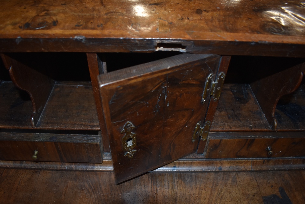 A Georgian burr wood bureau, having ledge to flap. Concealed interior compartment and three long - Image 3 of 6