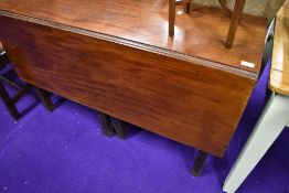 A 19th Century mahogany gateleg dining table, width approx. 117cm