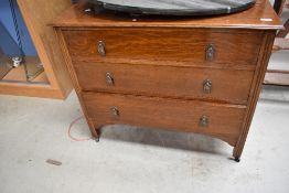 An early 20th Century oak bedroom chest of drawers (previously dressing table with mirror included)