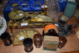 A mixed lot of vintage and antique items including bakelite egg cups, brass trivet,shoe horns,
