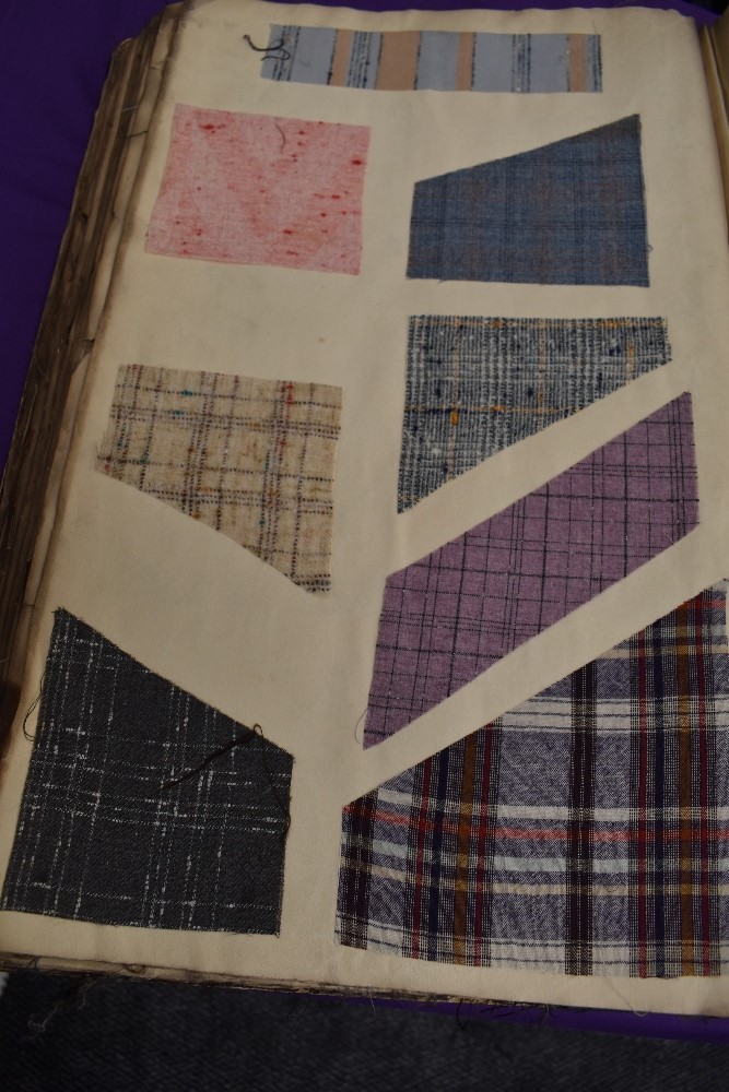 A superb piece of history in the form of a scrapbook, this contains a massive array of fabric - Image 5 of 10