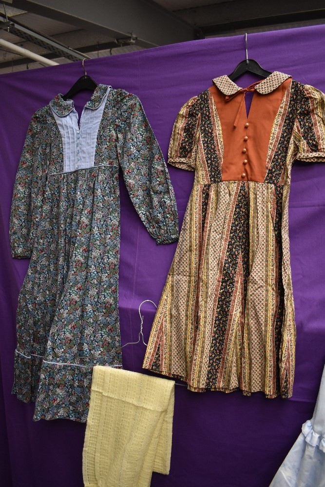 A collection of childrens vintage dresses. - Image 2 of 3