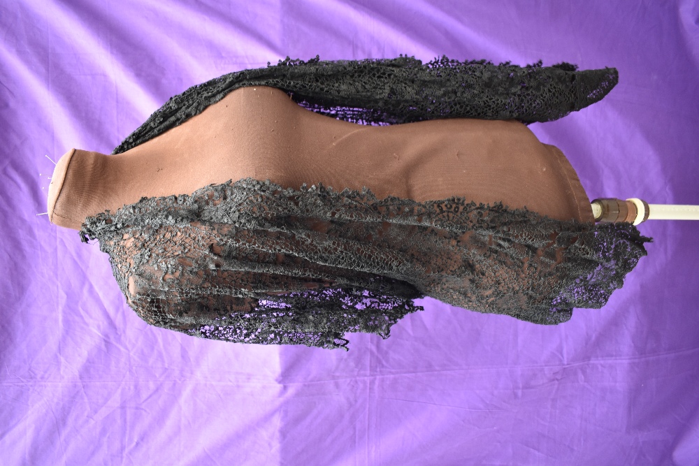 A collection of antique black lace,ribbon and trimmings, also a lace shawl/partial bodice,AF. - Image 2 of 2