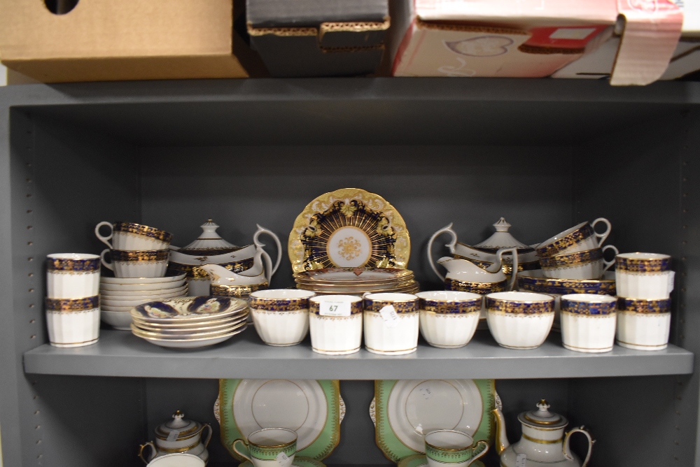 Two early 19th century Chamberlain Worcester tea sets circa 1810 comprising of 2 tea pots, cream ju - Image 3 of 5