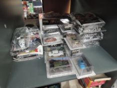 A collection of 2008 GE Fabbri Ltd The James Bond Collection diecast vehicles and magazines, 21